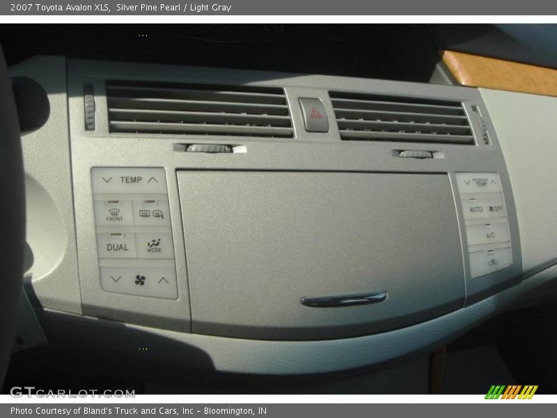 Silver Pine Pearl / Light Gray 2007 Toyota Avalon XLS