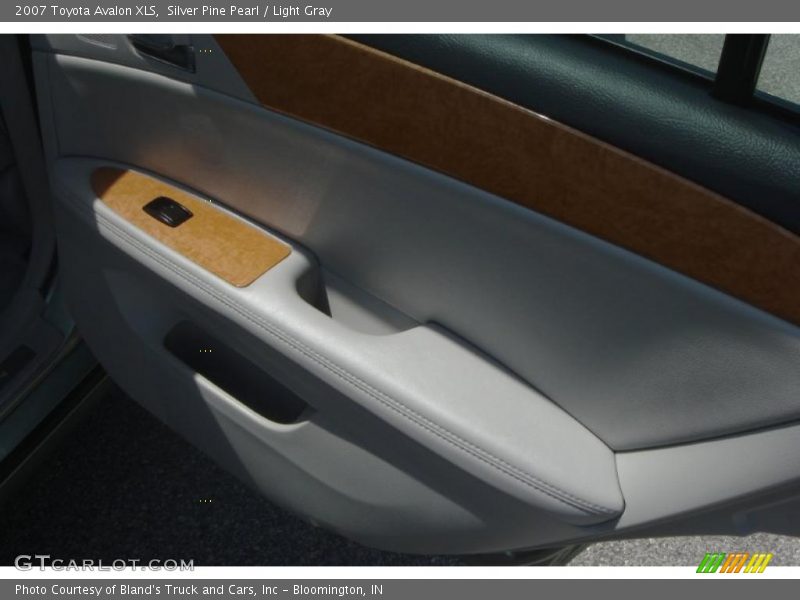 Silver Pine Pearl / Light Gray 2007 Toyota Avalon XLS