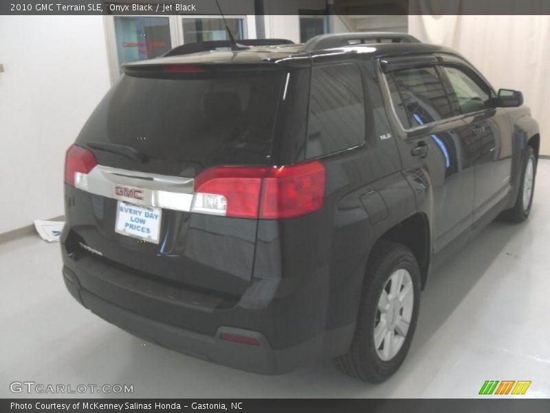 Onyx Black / Jet Black 2010 GMC Terrain SLE