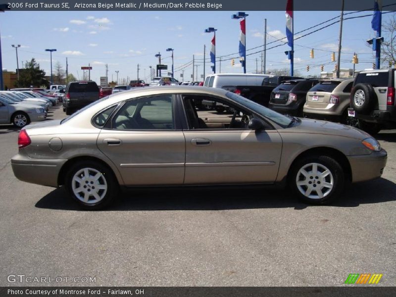 Arizona Beige Metallic / Medium/Dark Pebble Beige 2006 Ford Taurus SE