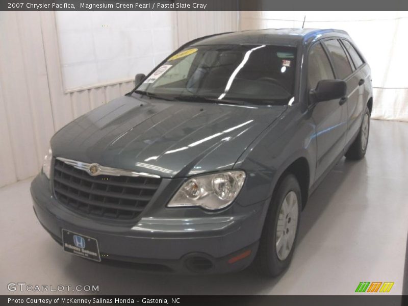 Magnesium Green Pearl / Pastel Slate Gray 2007 Chrysler Pacifica