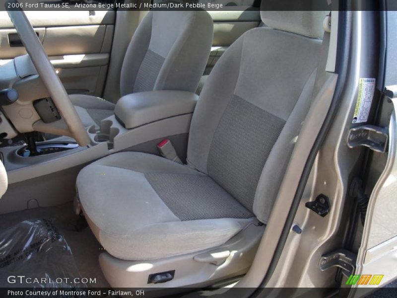 Arizona Beige Metallic / Medium/Dark Pebble Beige 2006 Ford Taurus SE