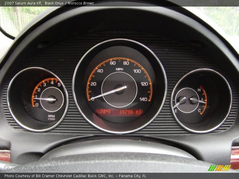 Black Onyx / Morocco Brown 2007 Saturn Aura XR