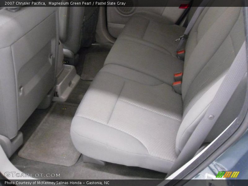 Magnesium Green Pearl / Pastel Slate Gray 2007 Chrysler Pacifica
