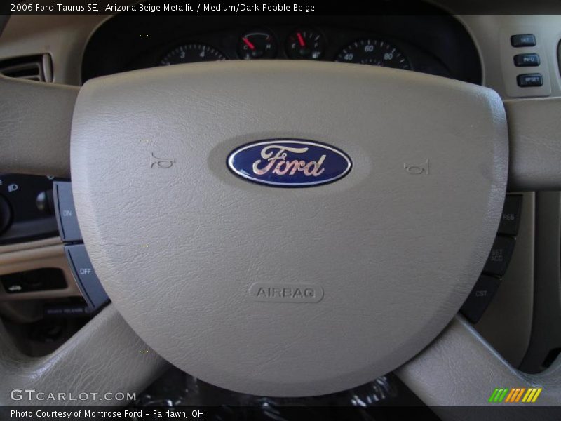 Arizona Beige Metallic / Medium/Dark Pebble Beige 2006 Ford Taurus SE