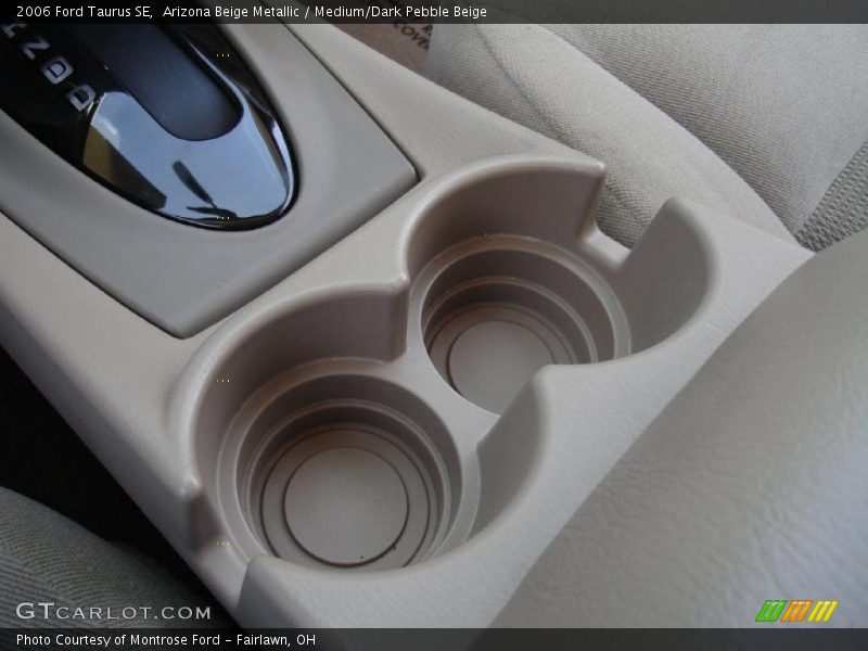 Arizona Beige Metallic / Medium/Dark Pebble Beige 2006 Ford Taurus SE
