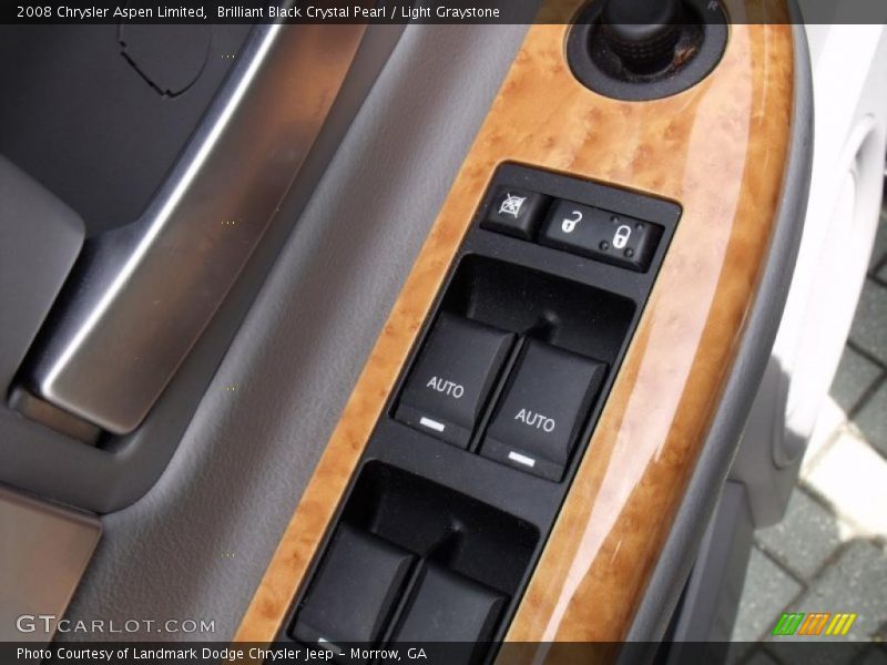 Brilliant Black Crystal Pearl / Light Graystone 2008 Chrysler Aspen Limited