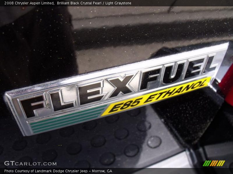Brilliant Black Crystal Pearl / Light Graystone 2008 Chrysler Aspen Limited