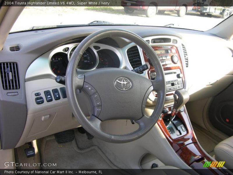 Super White / Ivory 2004 Toyota Highlander Limited V6 4WD