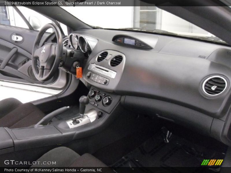 Quicksilver Pearl / Dark Charcoal 2009 Mitsubishi Eclipse Spyder GS