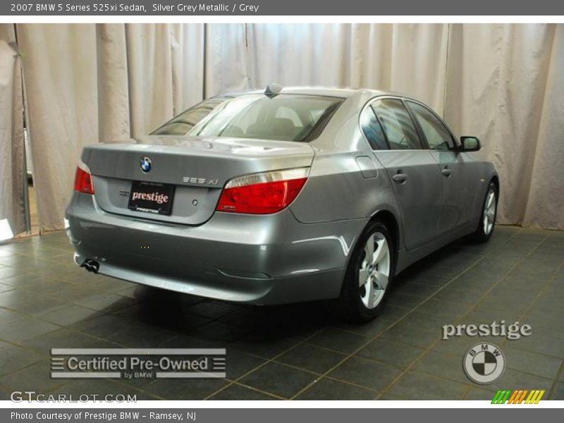 Silver Grey Metallic / Grey 2007 BMW 5 Series 525xi Sedan