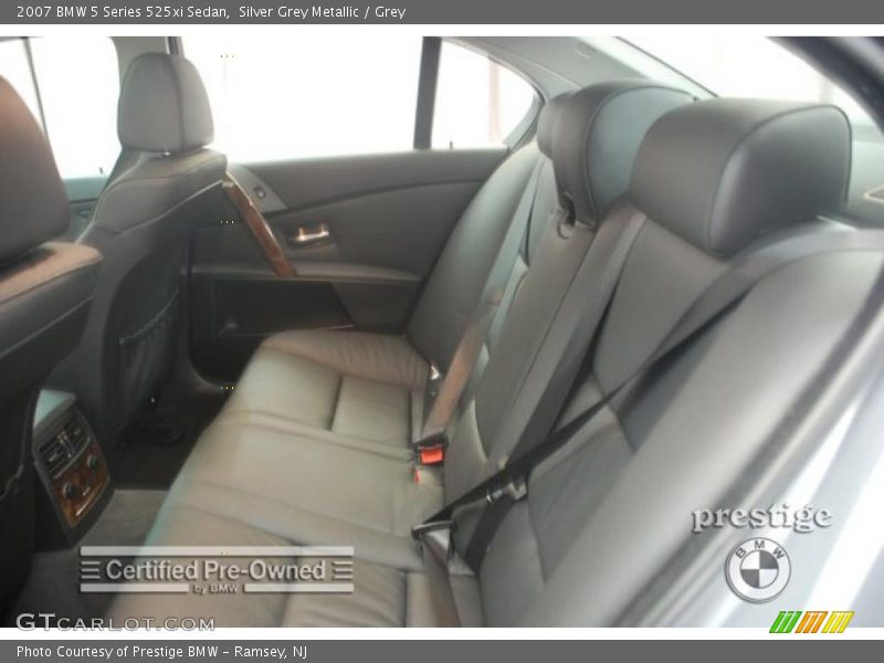 Silver Grey Metallic / Grey 2007 BMW 5 Series 525xi Sedan