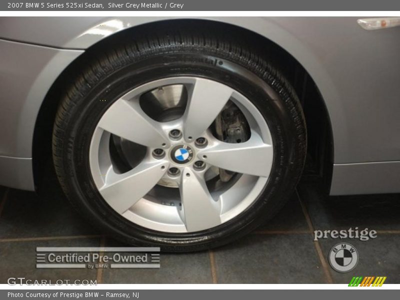 Silver Grey Metallic / Grey 2007 BMW 5 Series 525xi Sedan