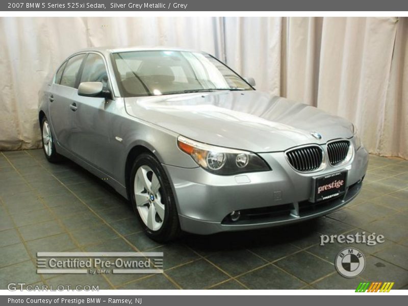 Silver Grey Metallic / Grey 2007 BMW 5 Series 525xi Sedan