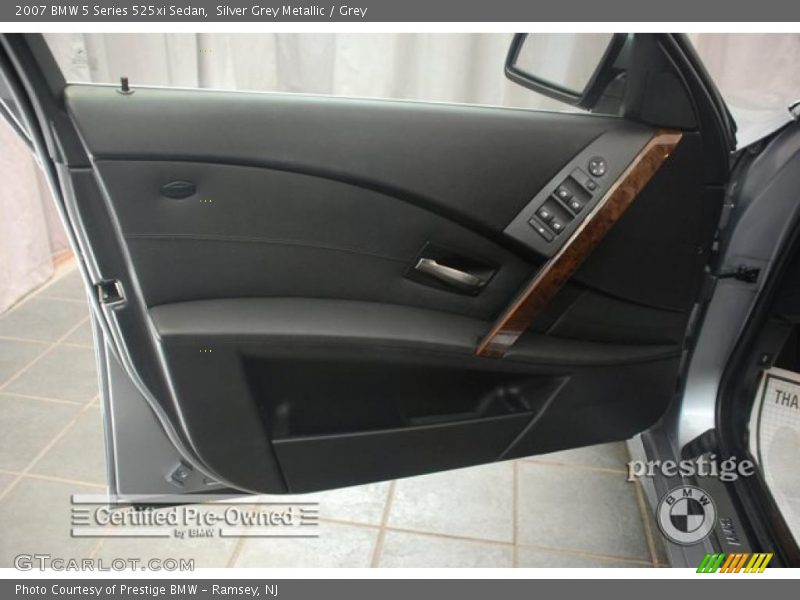 Silver Grey Metallic / Grey 2007 BMW 5 Series 525xi Sedan