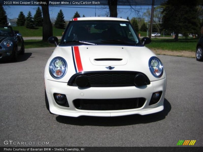 Pepper White / Grey/Carbon Black 2010 Mini Cooper S Hardtop