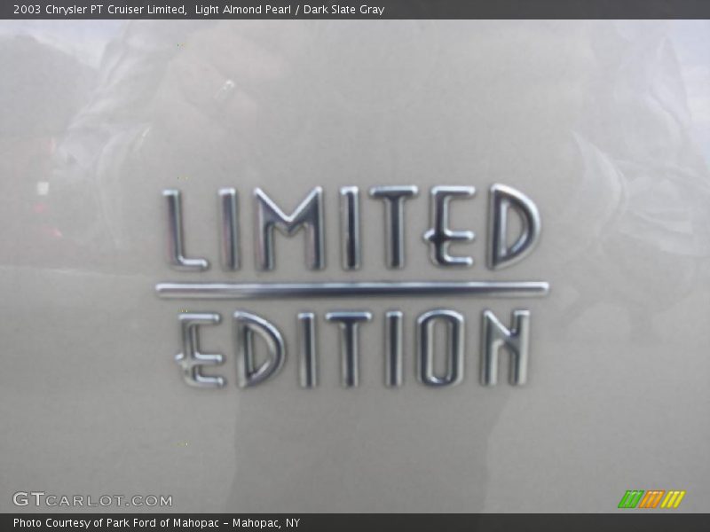 Light Almond Pearl / Dark Slate Gray 2003 Chrysler PT Cruiser Limited