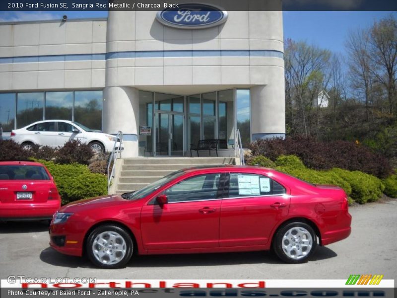 Sangria Red Metallic / Charcoal Black 2010 Ford Fusion SE