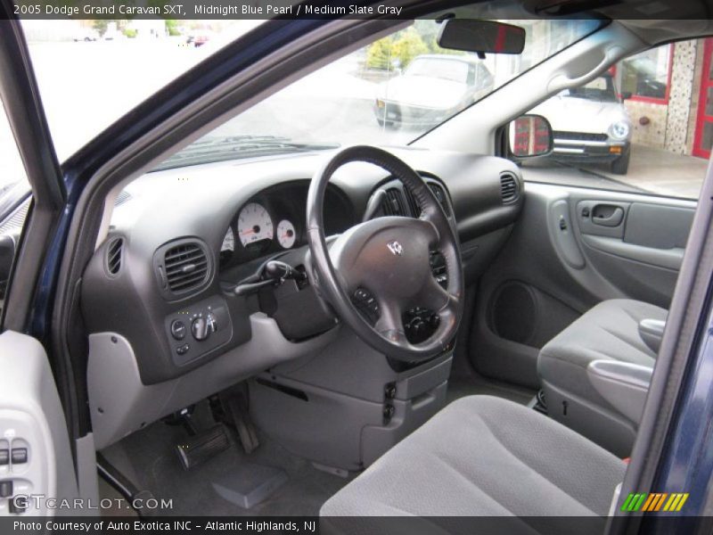 Midnight Blue Pearl / Medium Slate Gray 2005 Dodge Grand Caravan SXT
