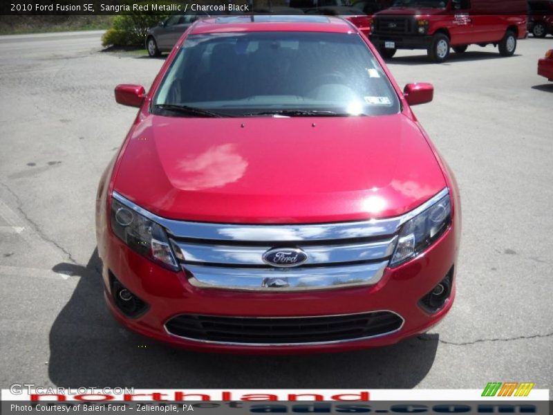 Sangria Red Metallic / Charcoal Black 2010 Ford Fusion SE