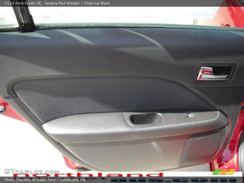 Sangria Red Metallic / Charcoal Black 2010 Ford Fusion SE
