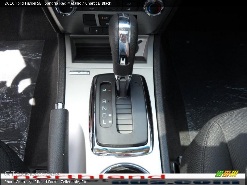 Sangria Red Metallic / Charcoal Black 2010 Ford Fusion SE