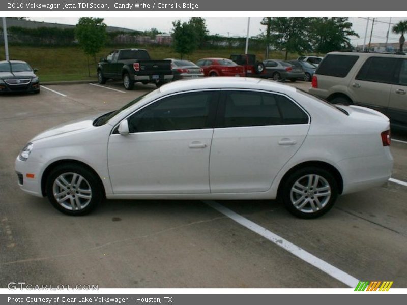 Candy White / Cornsilk Beige 2010 Volkswagen Jetta TDI Sedan