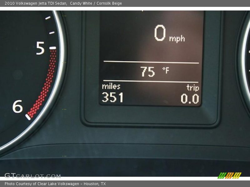 Candy White / Cornsilk Beige 2010 Volkswagen Jetta TDI Sedan