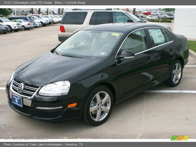 Black / Cornsilk Beige 2010 Volkswagen Jetta TDI Sedan