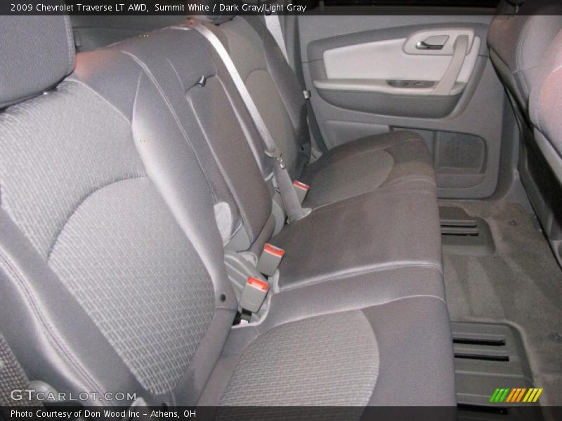 Summit White / Dark Gray/Light Gray 2009 Chevrolet Traverse LT AWD