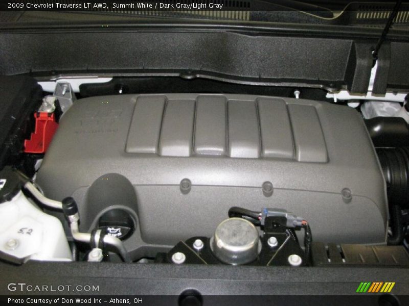 Summit White / Dark Gray/Light Gray 2009 Chevrolet Traverse LT AWD
