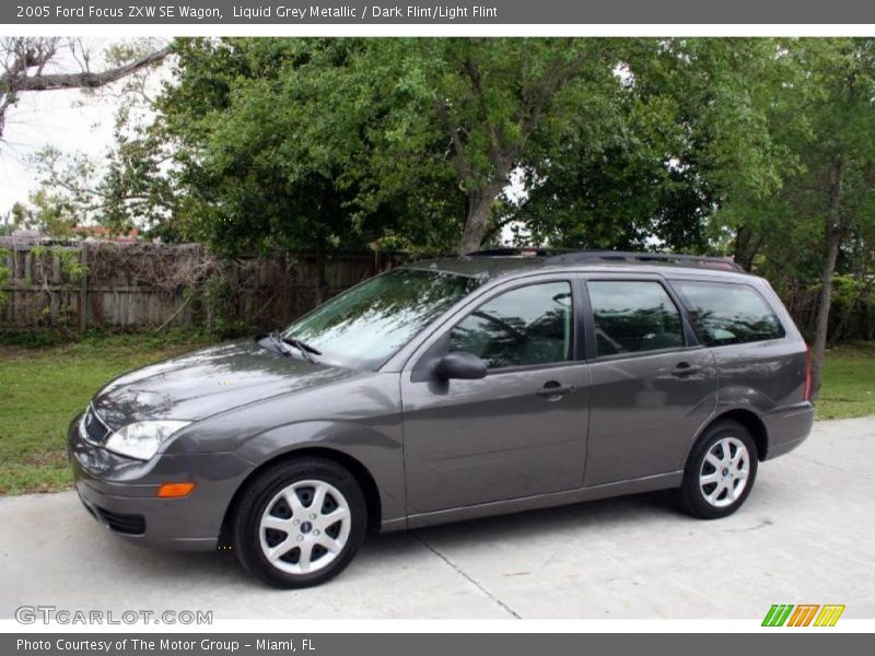 Liquid Grey Metallic / Dark Flint/Light Flint 2005 Ford Focus ZXW SE Wagon