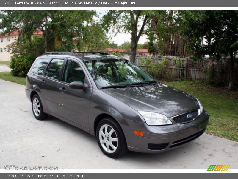 Liquid Grey Metallic / Dark Flint/Light Flint 2005 Ford Focus ZXW SE Wagon