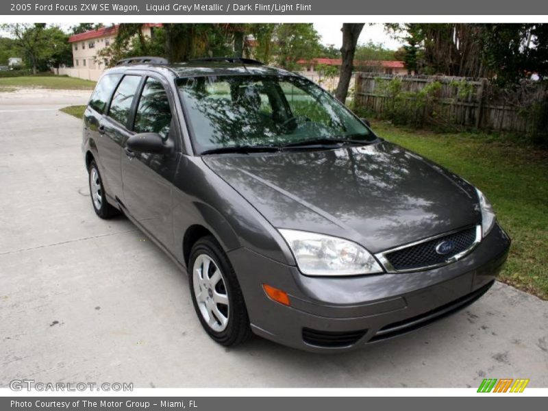 Liquid Grey Metallic / Dark Flint/Light Flint 2005 Ford Focus ZXW SE Wagon