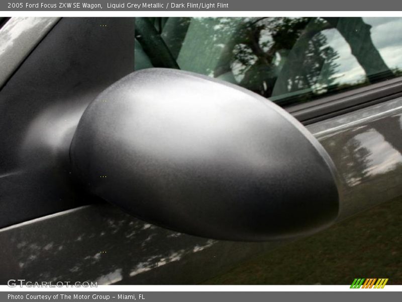 Liquid Grey Metallic / Dark Flint/Light Flint 2005 Ford Focus ZXW SE Wagon