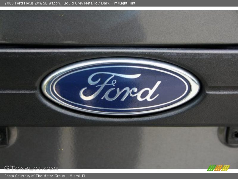 Liquid Grey Metallic / Dark Flint/Light Flint 2005 Ford Focus ZXW SE Wagon