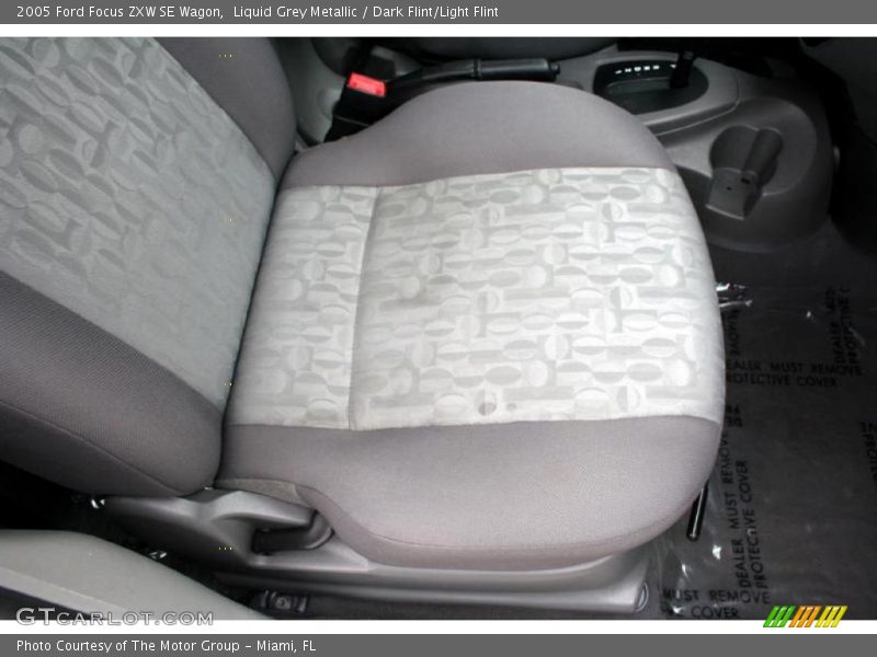 Liquid Grey Metallic / Dark Flint/Light Flint 2005 Ford Focus ZXW SE Wagon