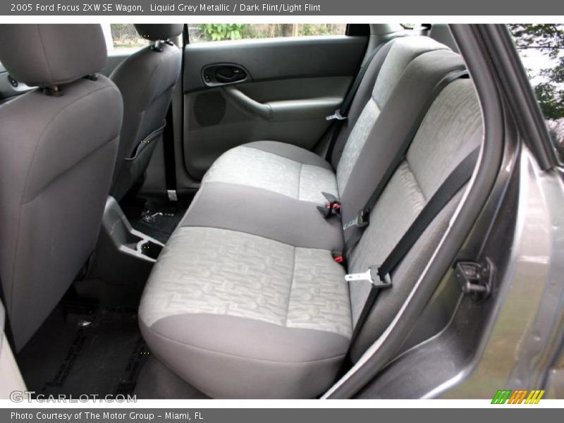 Liquid Grey Metallic / Dark Flint/Light Flint 2005 Ford Focus ZXW SE Wagon