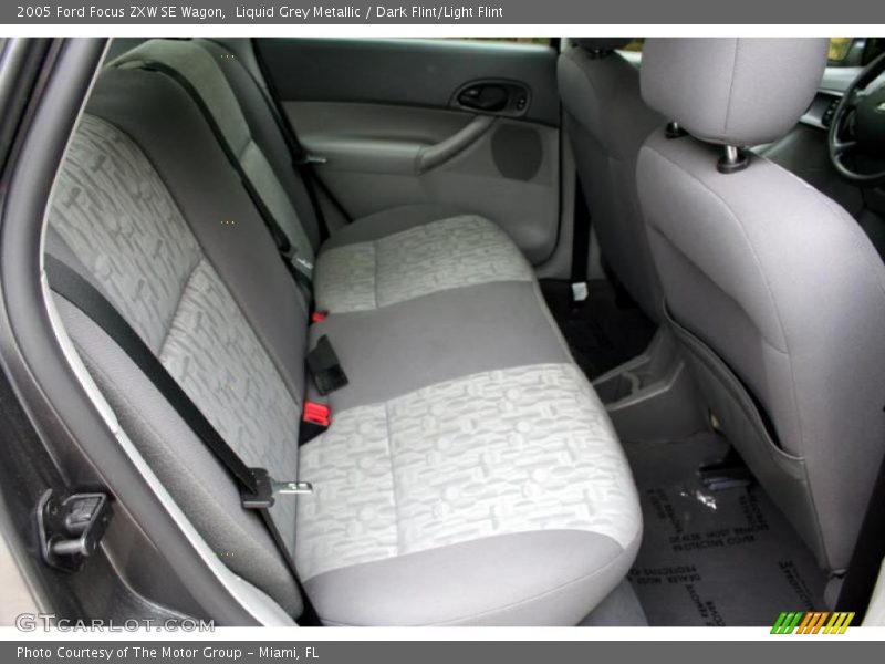 Liquid Grey Metallic / Dark Flint/Light Flint 2005 Ford Focus ZXW SE Wagon