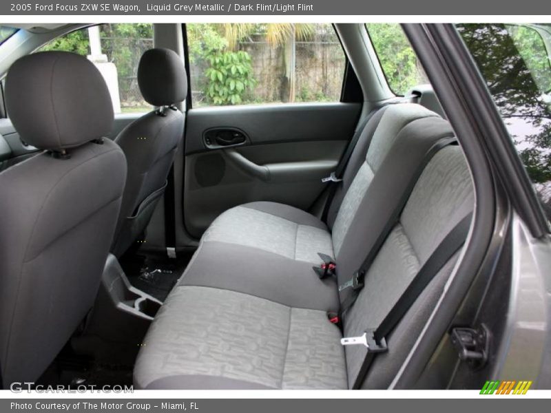 Liquid Grey Metallic / Dark Flint/Light Flint 2005 Ford Focus ZXW SE Wagon