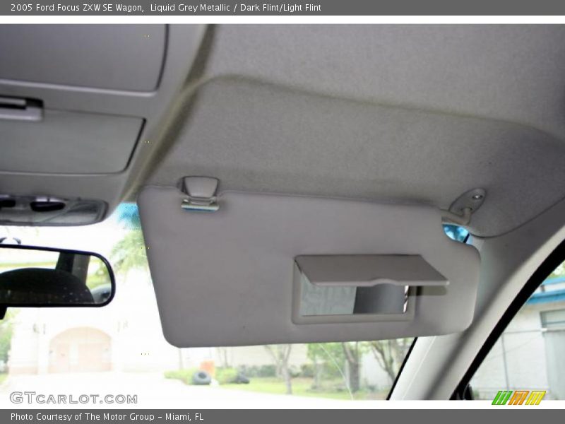Liquid Grey Metallic / Dark Flint/Light Flint 2005 Ford Focus ZXW SE Wagon