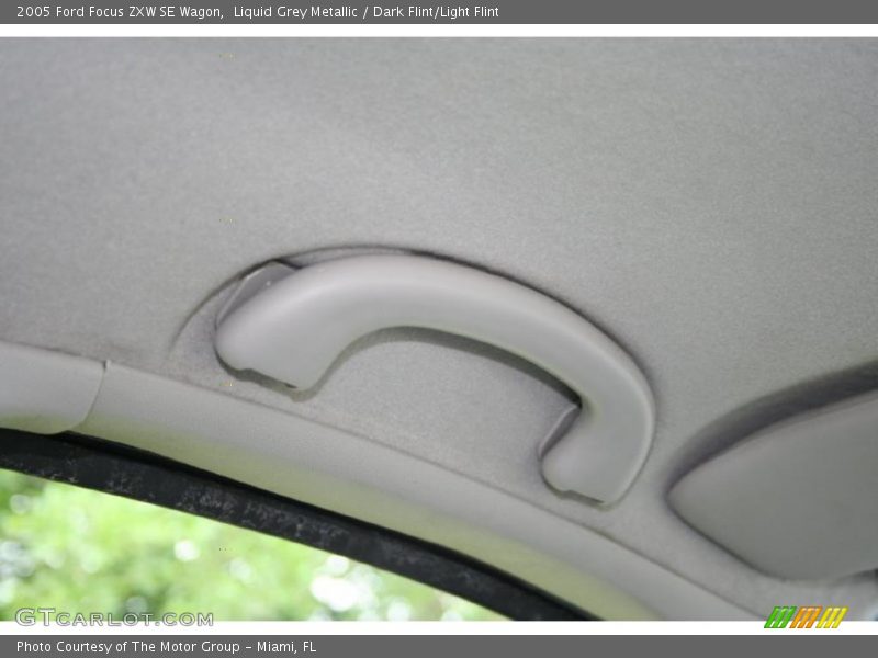 Liquid Grey Metallic / Dark Flint/Light Flint 2005 Ford Focus ZXW SE Wagon
