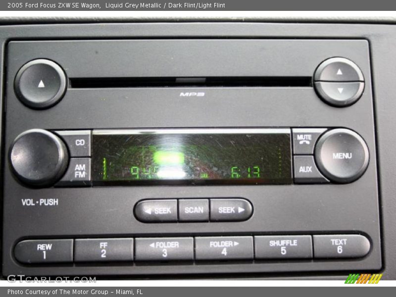 Liquid Grey Metallic / Dark Flint/Light Flint 2005 Ford Focus ZXW SE Wagon