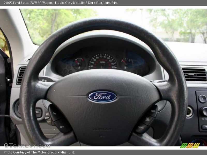 Liquid Grey Metallic / Dark Flint/Light Flint 2005 Ford Focus ZXW SE Wagon