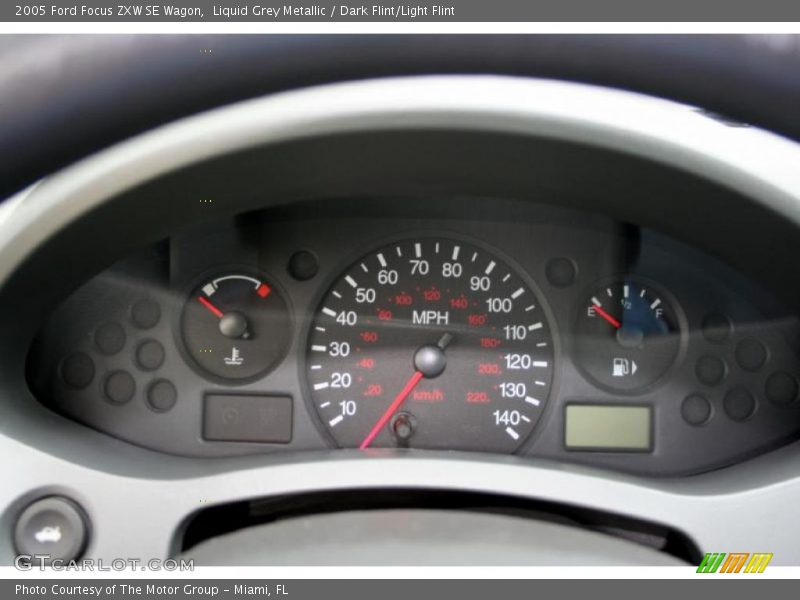 Liquid Grey Metallic / Dark Flint/Light Flint 2005 Ford Focus ZXW SE Wagon