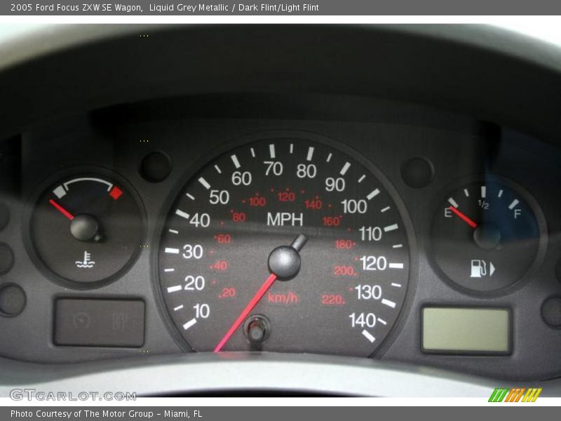 Liquid Grey Metallic / Dark Flint/Light Flint 2005 Ford Focus ZXW SE Wagon