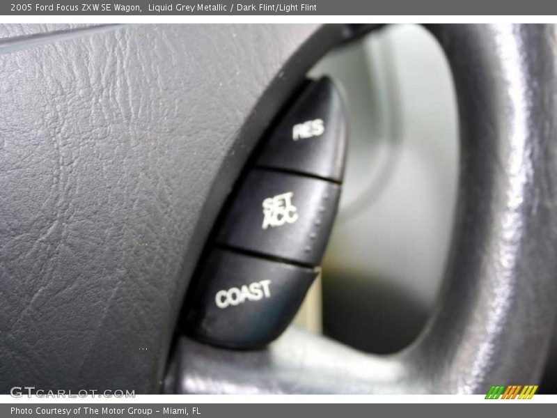 Liquid Grey Metallic / Dark Flint/Light Flint 2005 Ford Focus ZXW SE Wagon