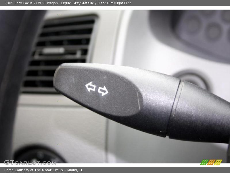 Liquid Grey Metallic / Dark Flint/Light Flint 2005 Ford Focus ZXW SE Wagon