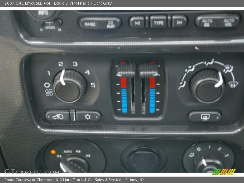 Liquid Silver Metallic / Light Gray 2007 GMC Envoy SLE 4x4