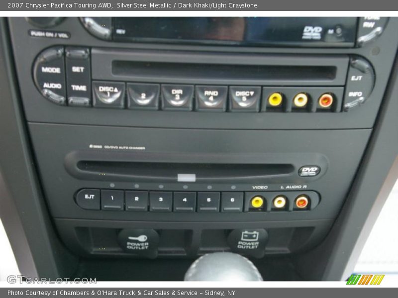 Silver Steel Metallic / Dark Khaki/Light Graystone 2007 Chrysler Pacifica Touring AWD